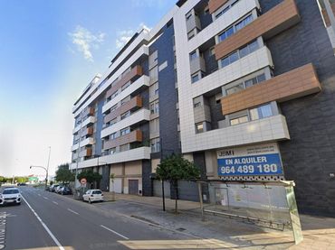 Individual en venda a Avenida de los Hermanos Bou