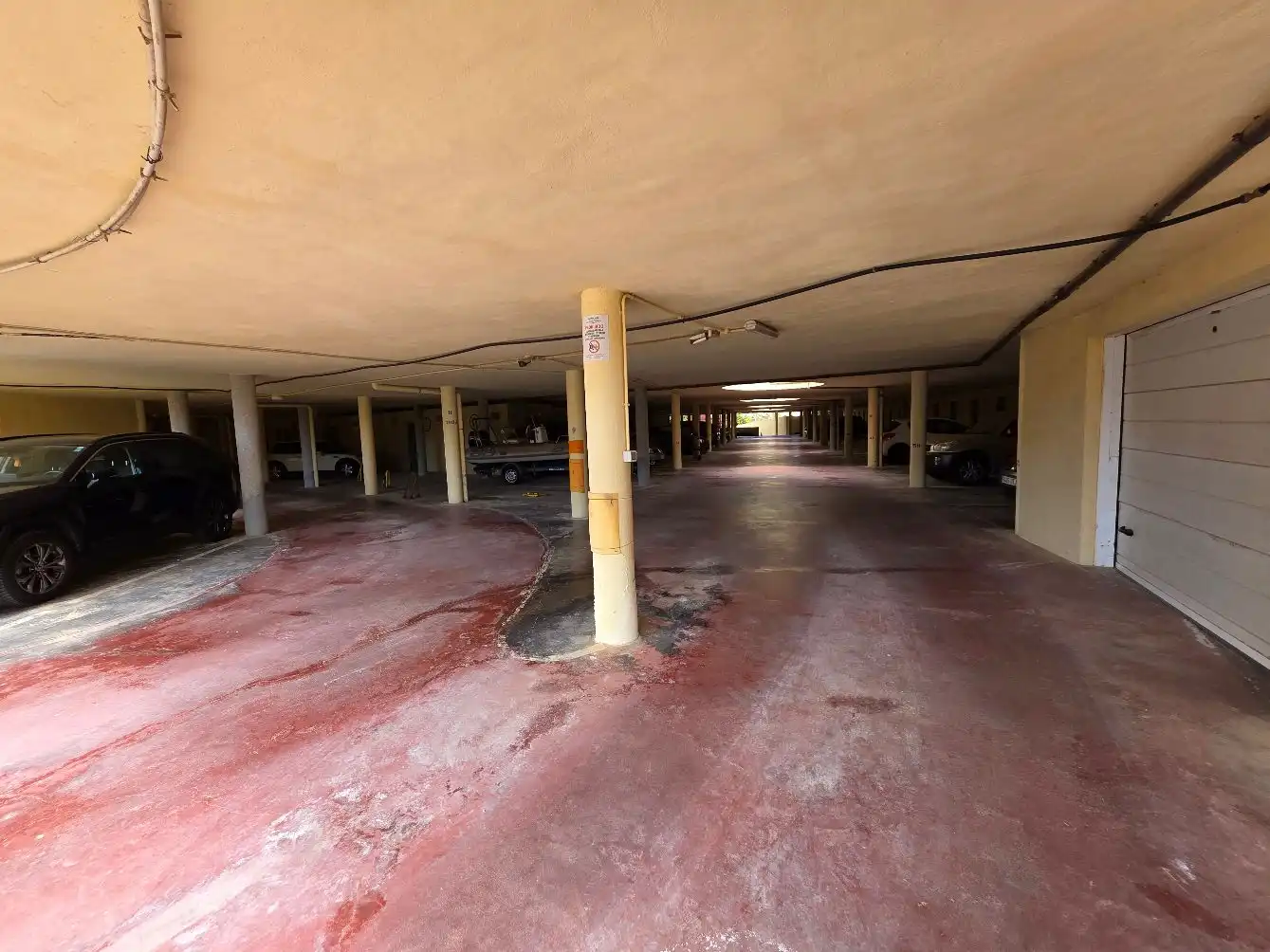 Parking de Apartamento en venta en La Manga del Mar Menor con Aire acondicionado, Terraza y Trastero
