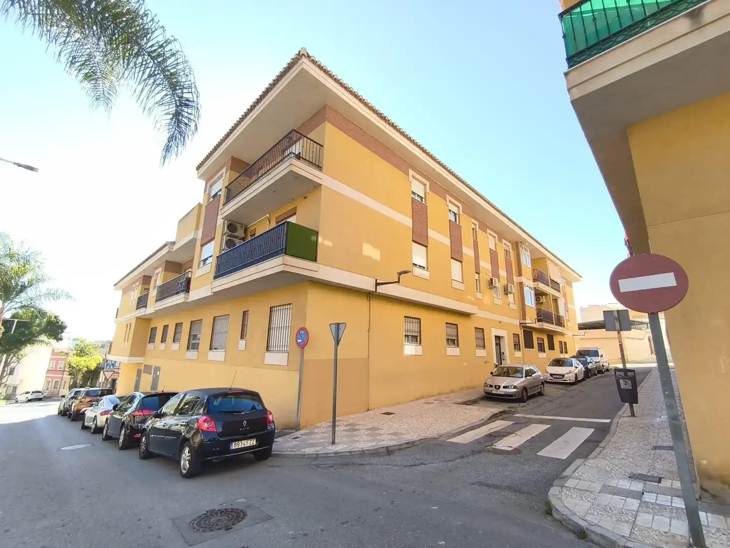 Vista exterior de Pis en venda en Motril amb Terrassa