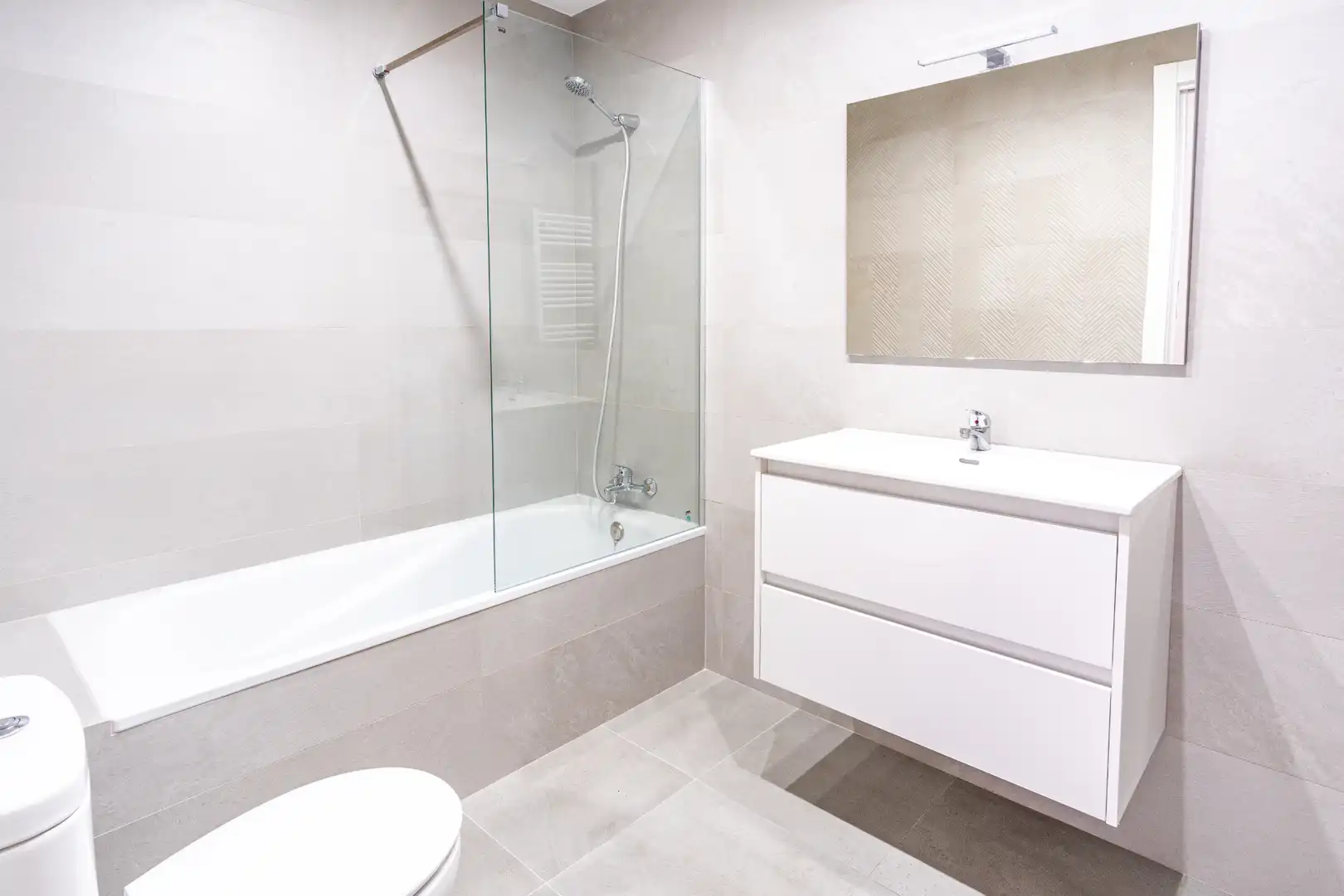 Baño de Piso en venta en Figueres con Calefacción