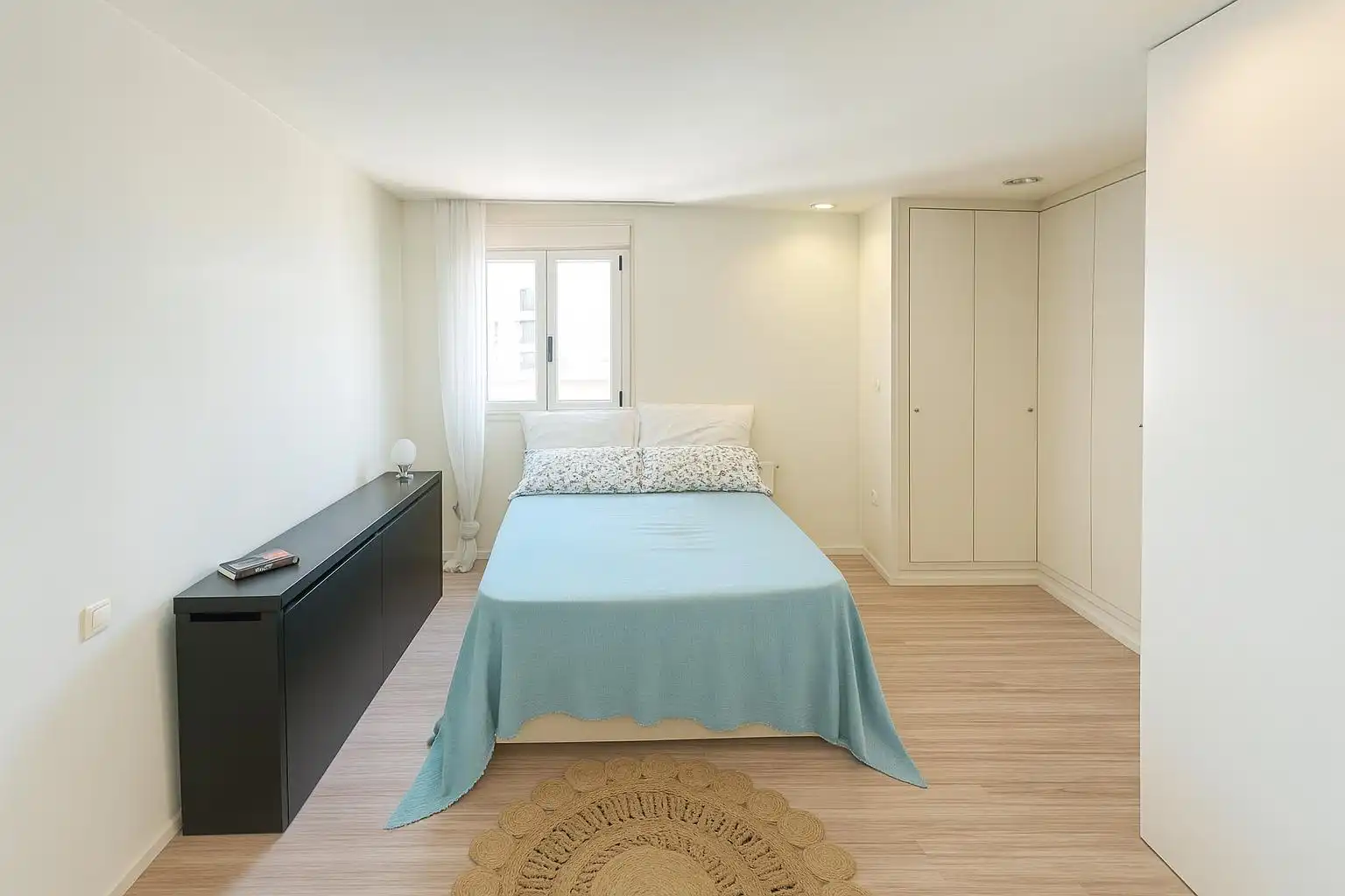Dormitori de Àtic de lloguer en Elche / Elx amb Aire condicionat, Calefacció i Jardí privat