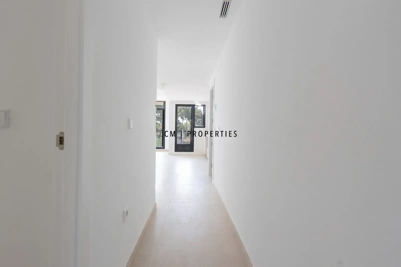 Casa adosada en venta en Chiva con Aire acondicionado, Calefacción y Jardín privado