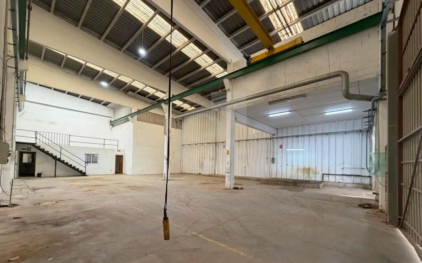 Industrial buildings for rent in Cheste