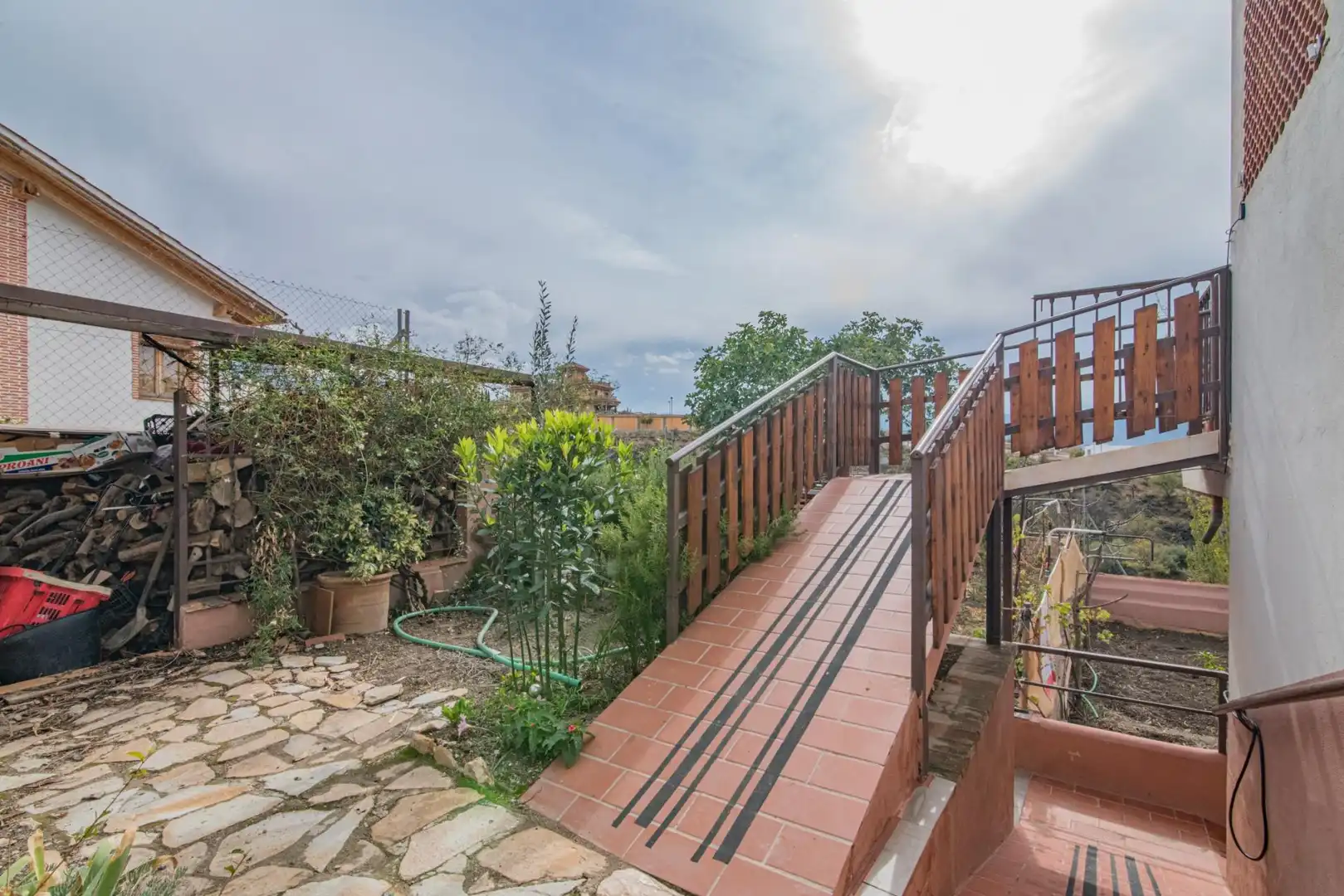 Terrassa de Casa o xalet en venda en La Zubia amb Calefacció, Jardí privat i Terrassa