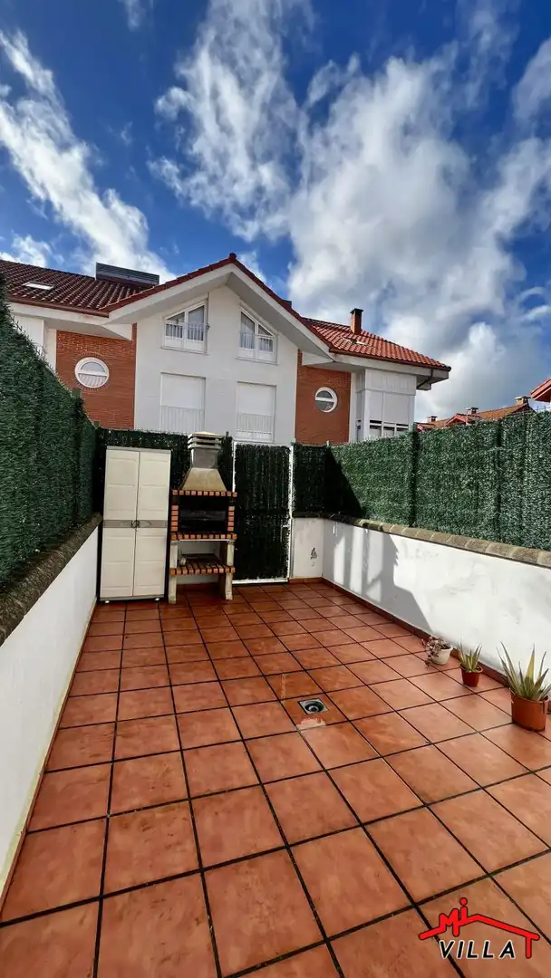 Terraza de Casa adosada en venta en Ampuero con Calefacción, Terraza y Trastero