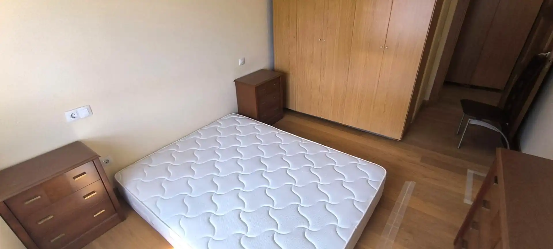 Habitación de Dúplex en venta en Cenicero con Calefacción, Terraza y Trastero