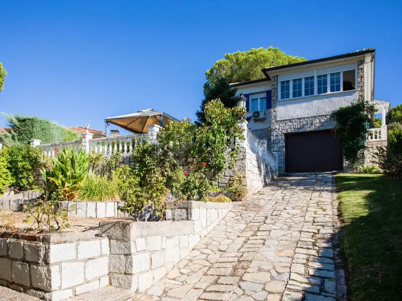 Vista exterior de Piso en venta en Almorox con Aire acondicionado