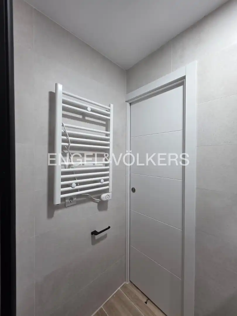 Flat for sale in Madrid  with Heating