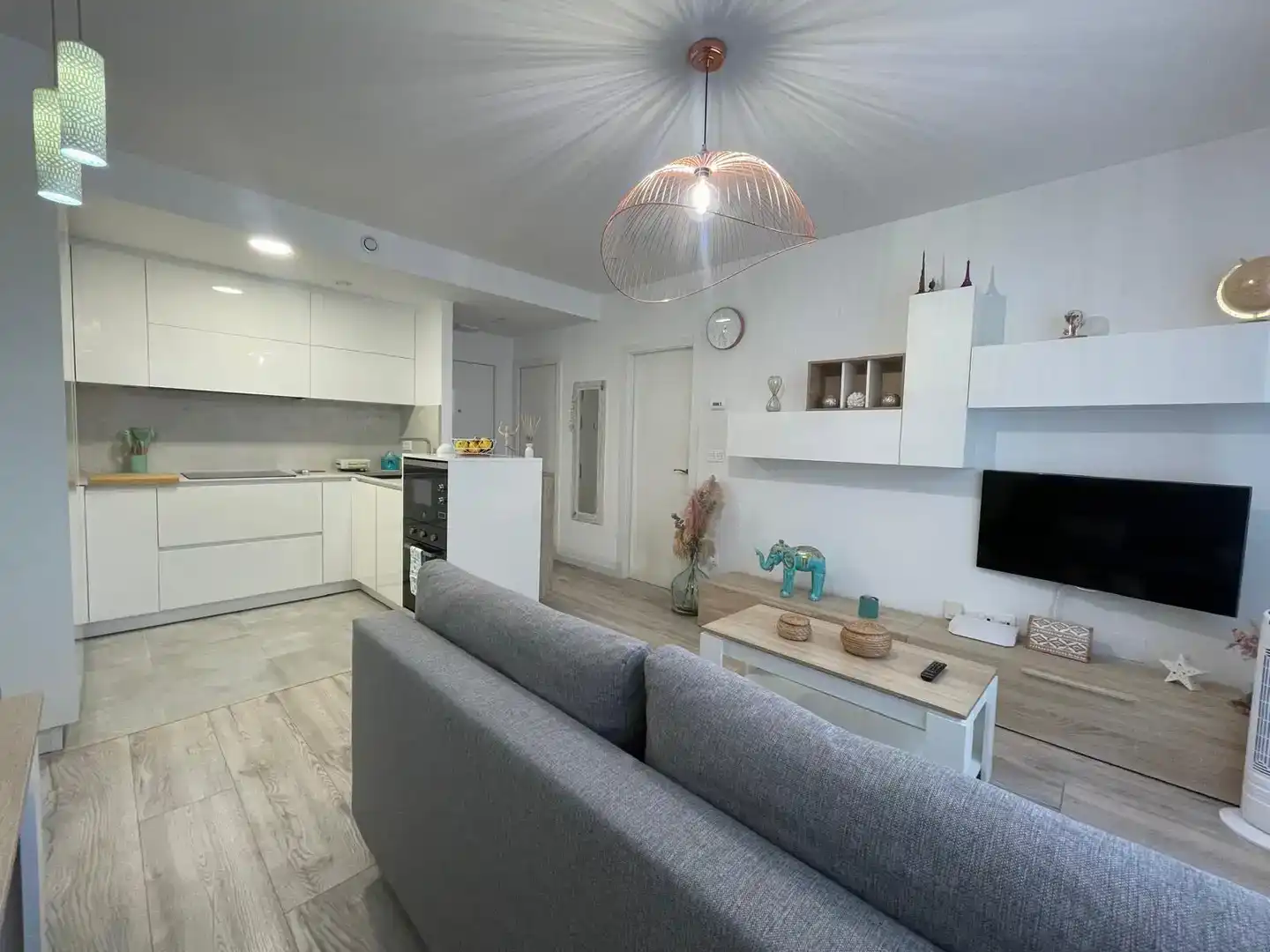 Living room of Flat for sale in A Parda