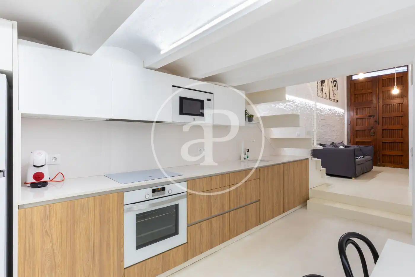 Cuina de Loft de lloguer en  Valencia Capital amb Aire condicionat, Calefacció i Moblat