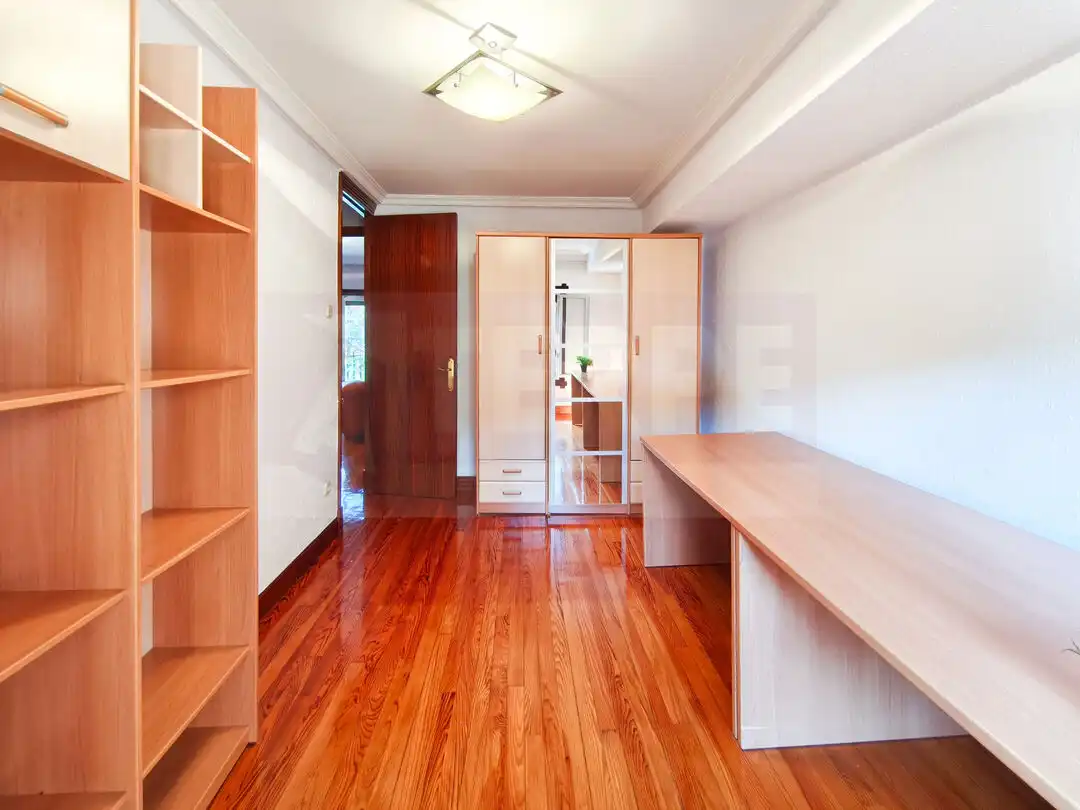 Bedroom of Flat for sale in Errenteria  with Furnished and Balcony