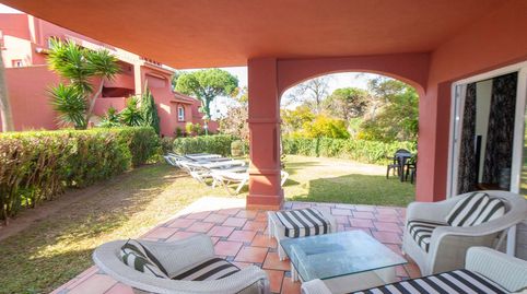 Foto 4 de Apartamento en venta en Romana Playa, Marbella