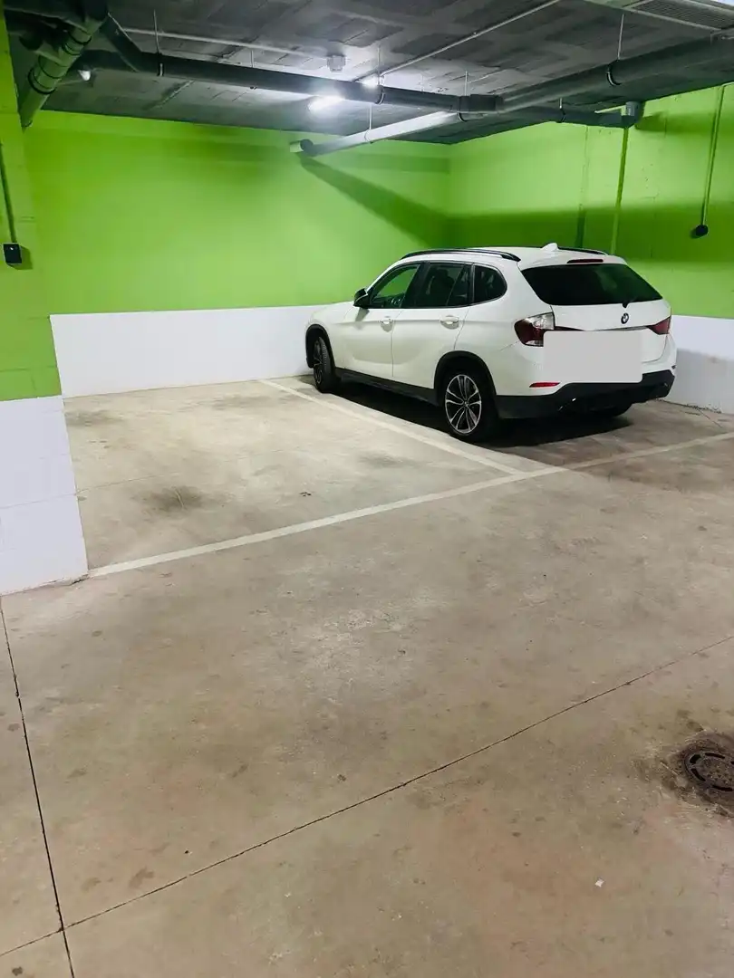 Aparcament de Planta baixa en venda en Málaga amb Aire condicionat, Jardí privat i Terrassa