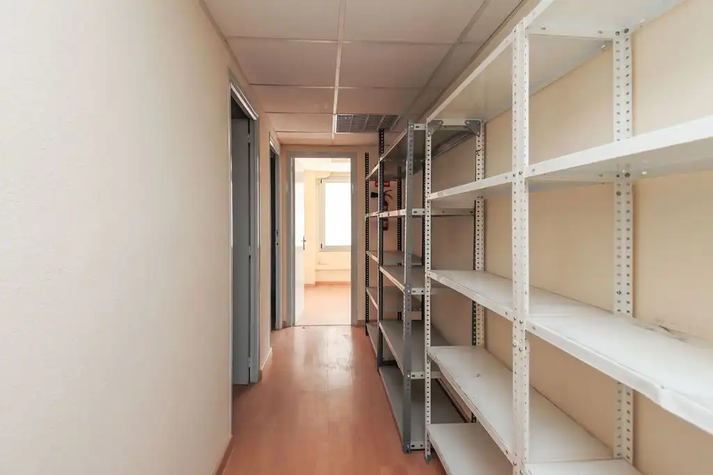 Büro zum Verkauf in C/ Doctor Ferrán , Ponent