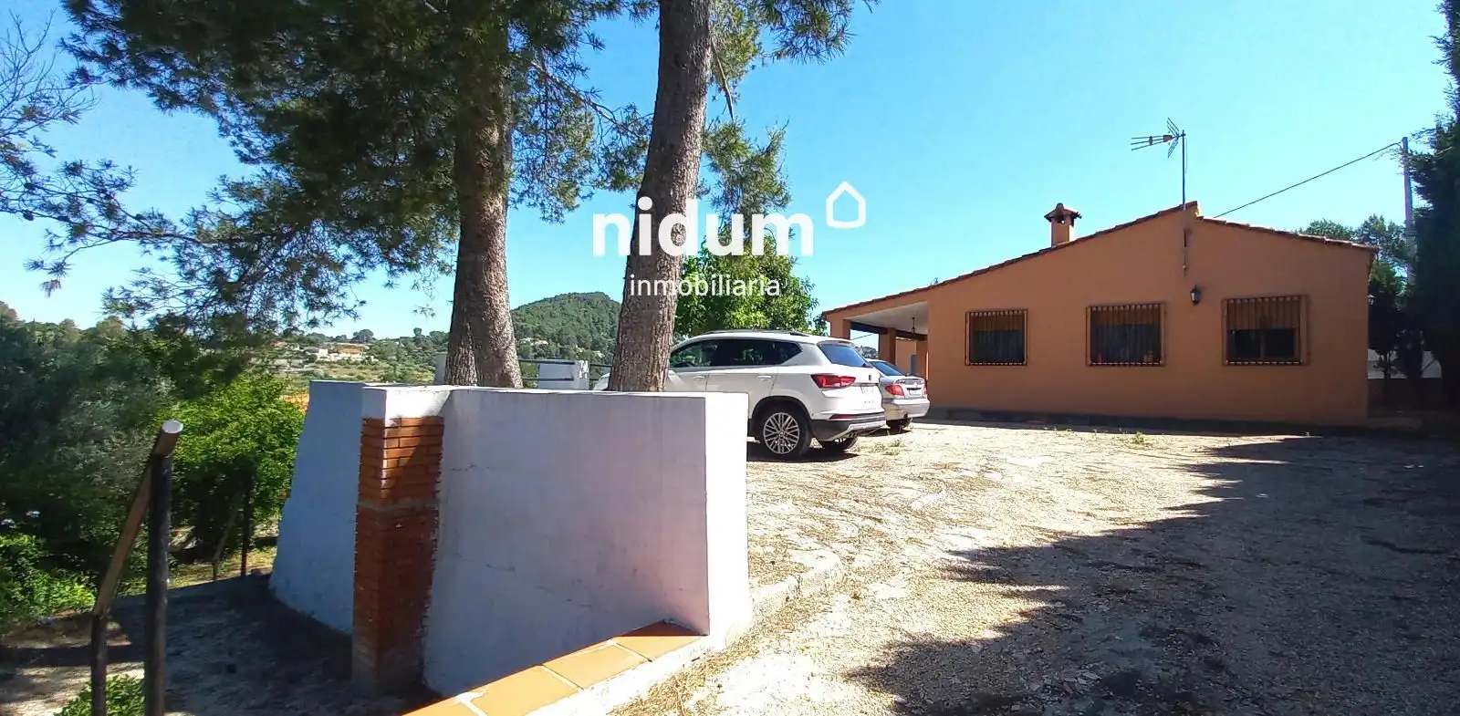 Vista exterior de Casa o xalet en venda en Xàtiva amb Aire condicionat, Traster i Piscina