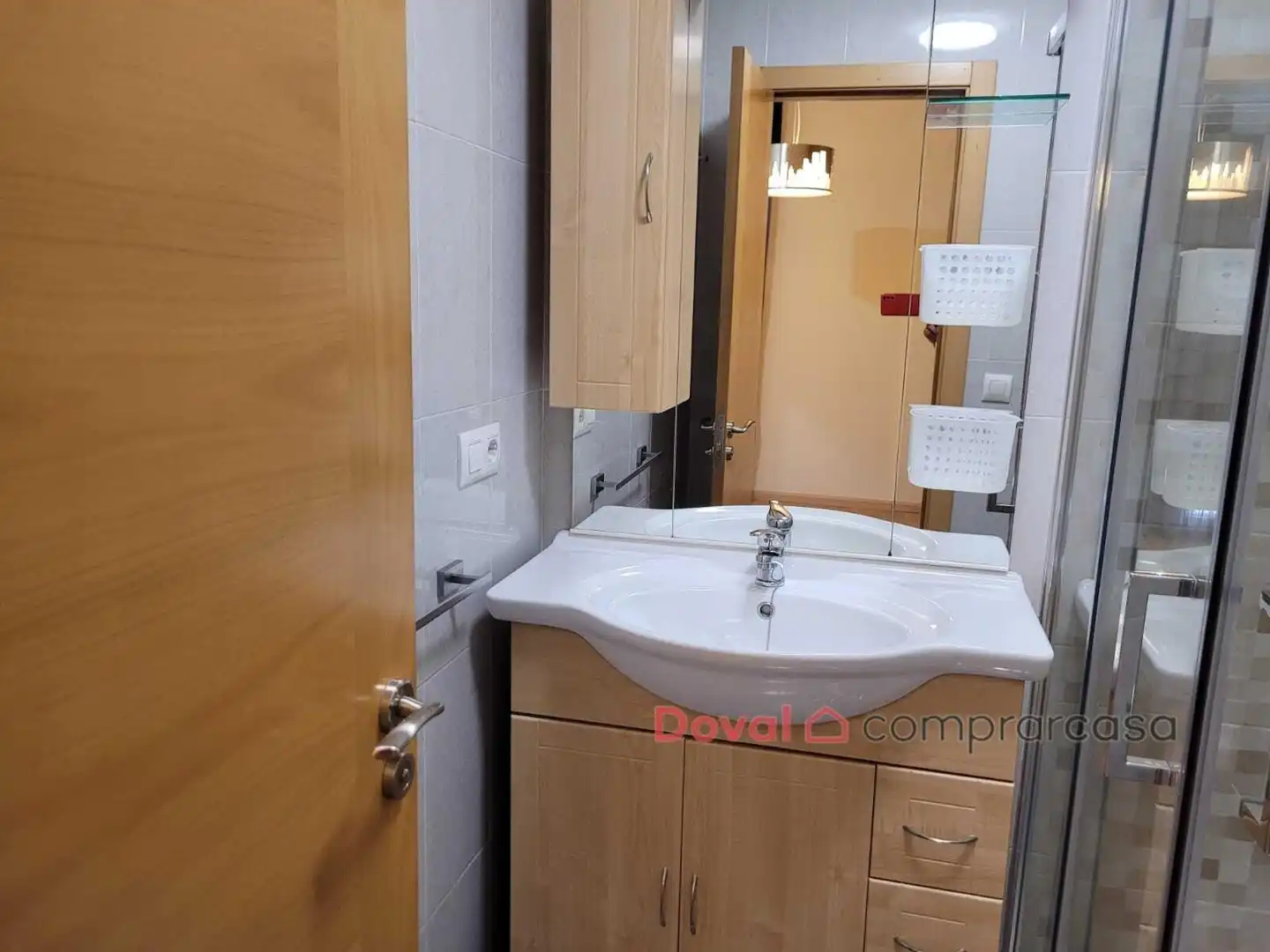 Baño de Piso de alquiler en O Porriño   con Calefacción y Trastero