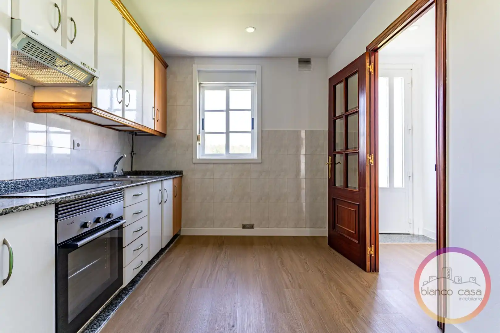 Kitchen of Houses for sale in Carballo  with Heating