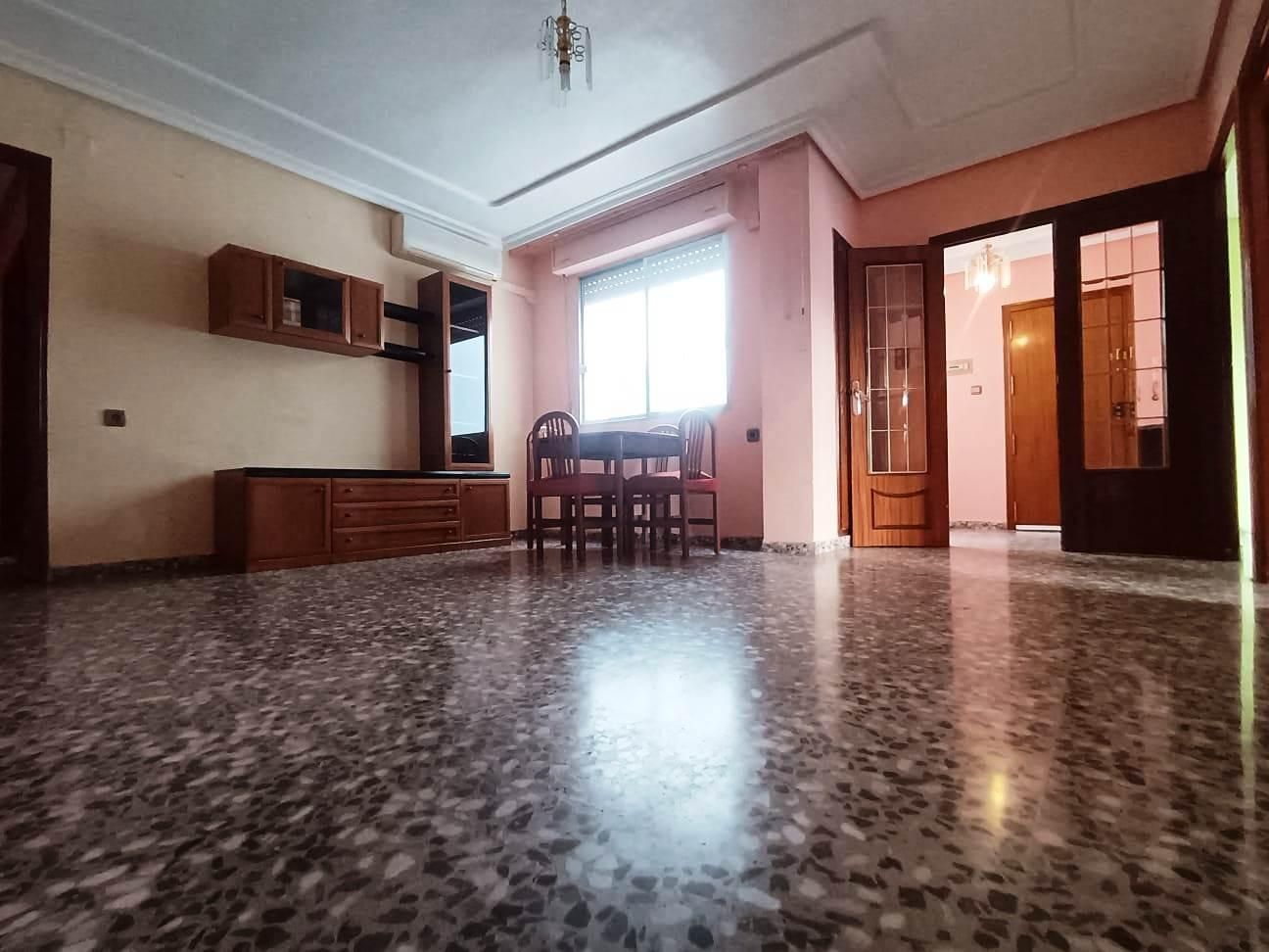 Piso en venta en Cieza con Aire acondicionado y Balcón