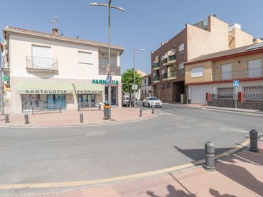 Baixos amb ascensor en venda a Calle Calle Santa Lucía 50