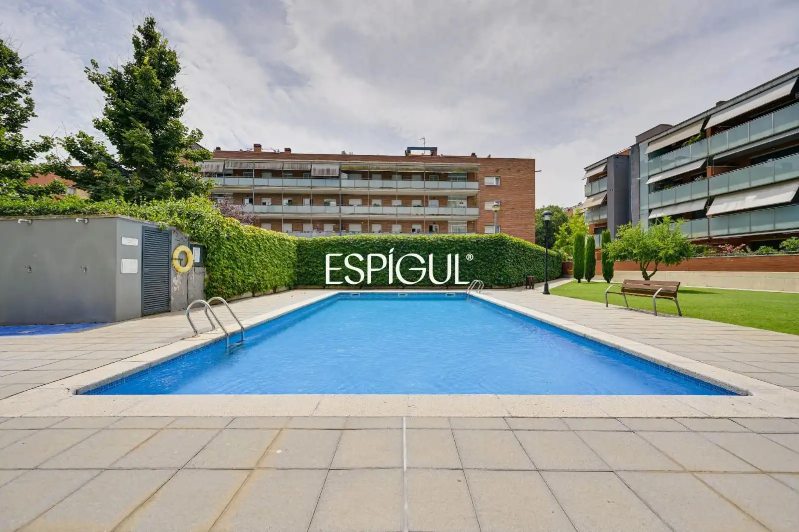 Piscina de Piso en venta en Sant Cugat del Vallès con Calefacción, Parquet y Terraza