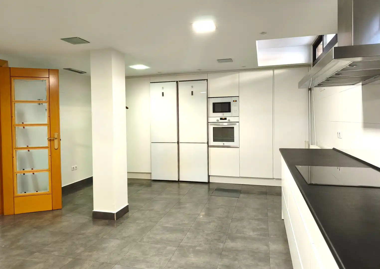 Cocina de Casa o chalet en venta en Zaragoza con Aire acondicionado, Jardín privado y Parquet