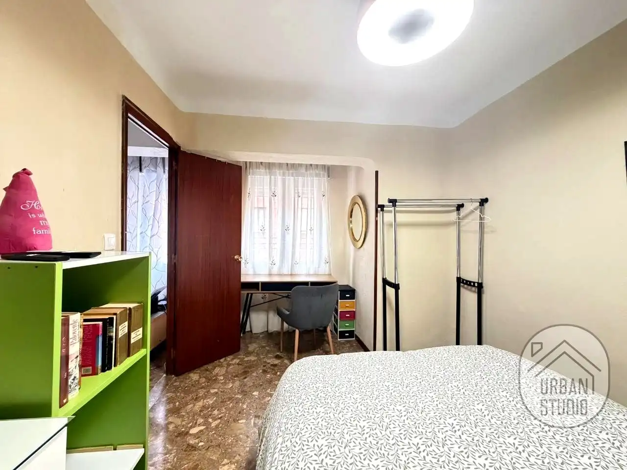 Bedroom of Flat for share in Alicante / Alacant  with Furnished