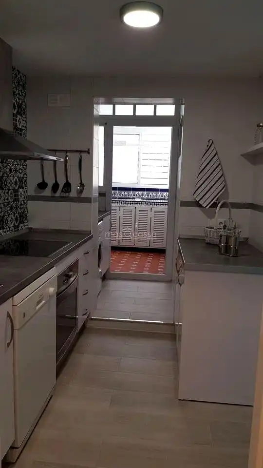 Cocina de Piso de alquiler en La Línea de la Concepción con Amueblado