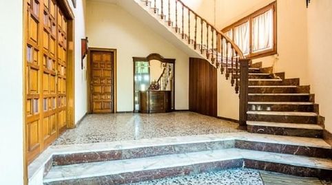 Casa señorial y edificio multifunción 8o pisos , geriatrico etc de 1.261 m² con gran potencial inversor en Roda de Ter, immagine 3