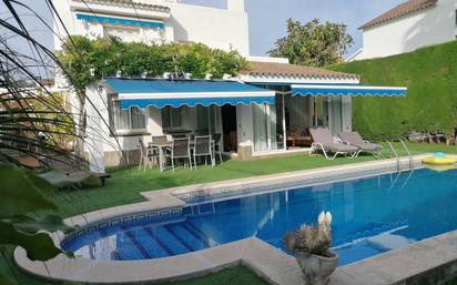 Swimming pool of House or chalet for sale in Cambrils  with Air Conditioner, Terrace and Swimming Pool