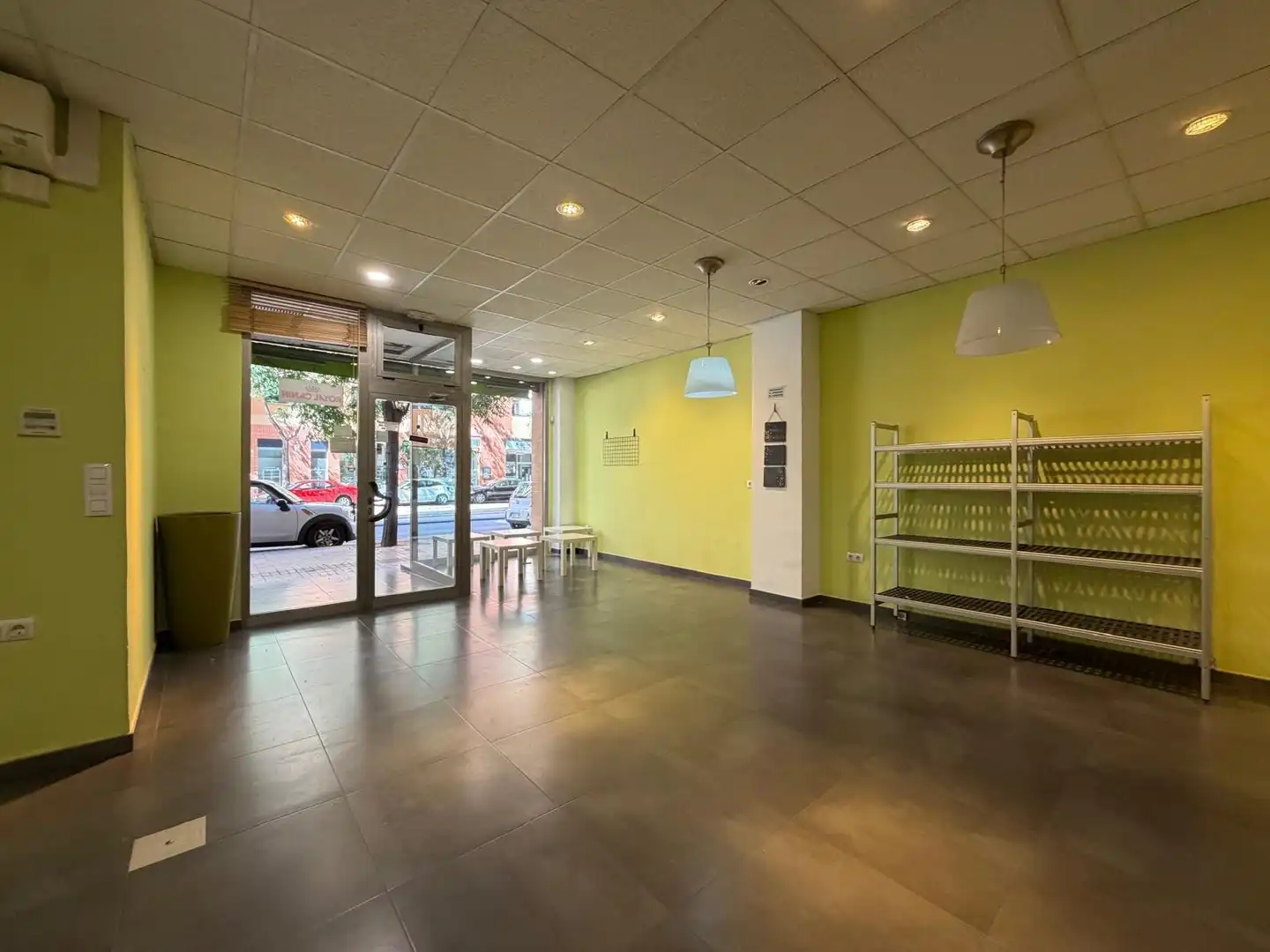 Local en venta en Valencia con Aire acondicionado