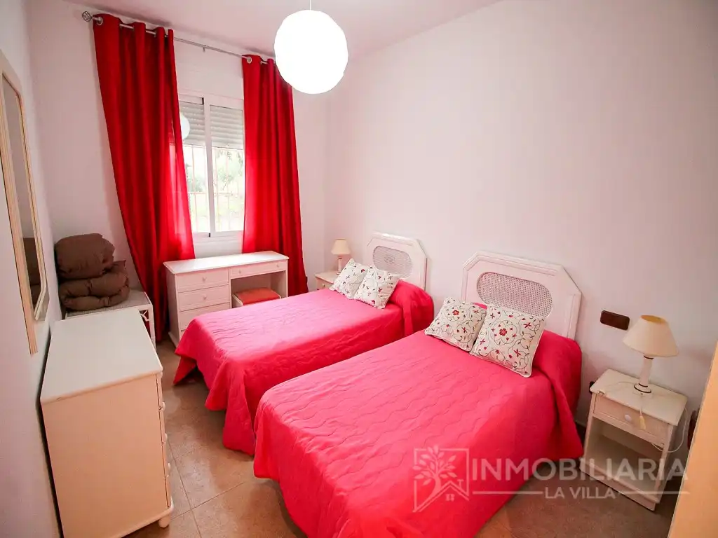 Habitación de Finca rústica de alquiler en Tolox con Piscina