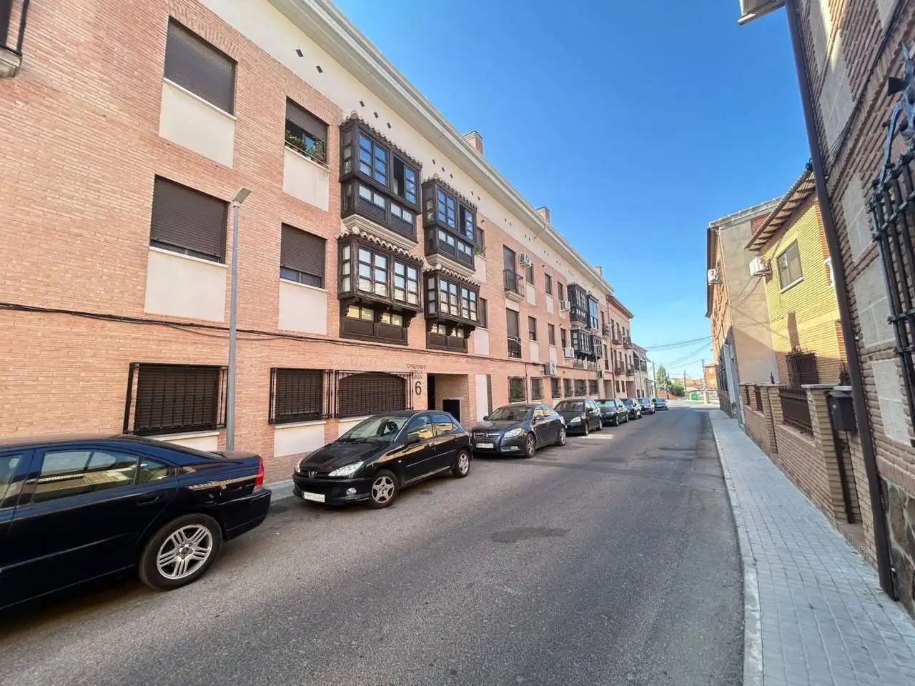 Vista exterior de Pis en venda en Bargas amb Aire condicionat, Calefacció i Traster