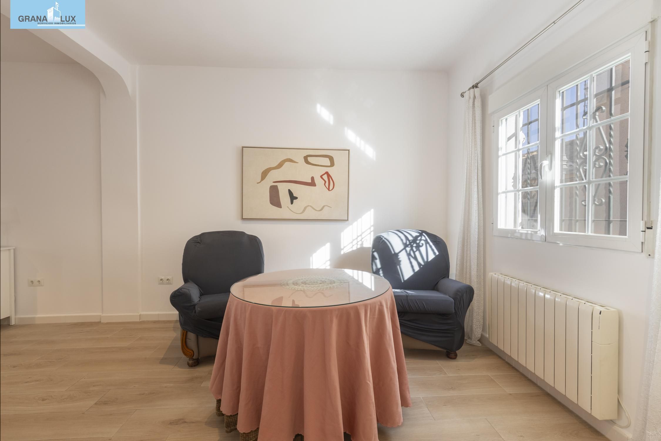 Habitación de Casa adosada en venta en La Zubia