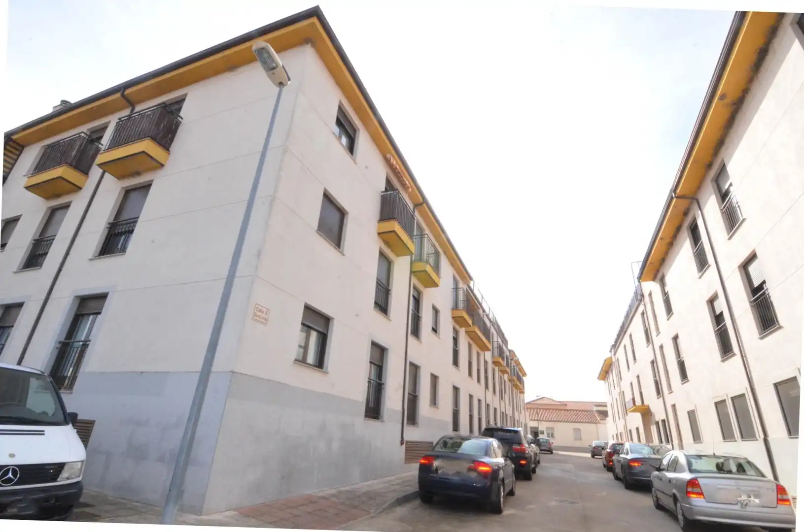 Vista exterior de Dúplex en venda en La Fuente de San Esteban  amb Calefacció, Terrassa i Traster
