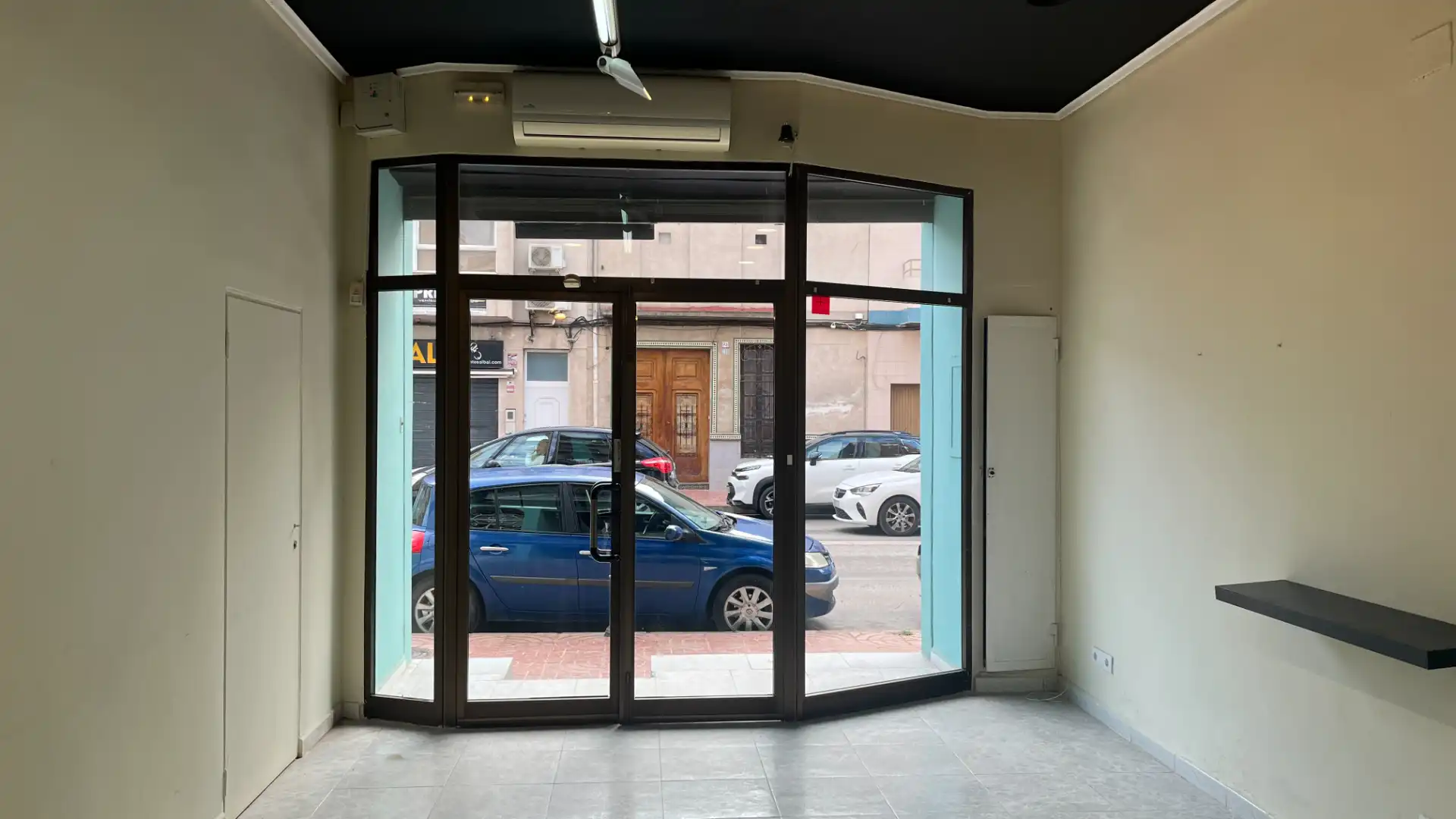 Local comercial en alquiler en Avenida Padre Carlos Ferris 68, imagen 7
