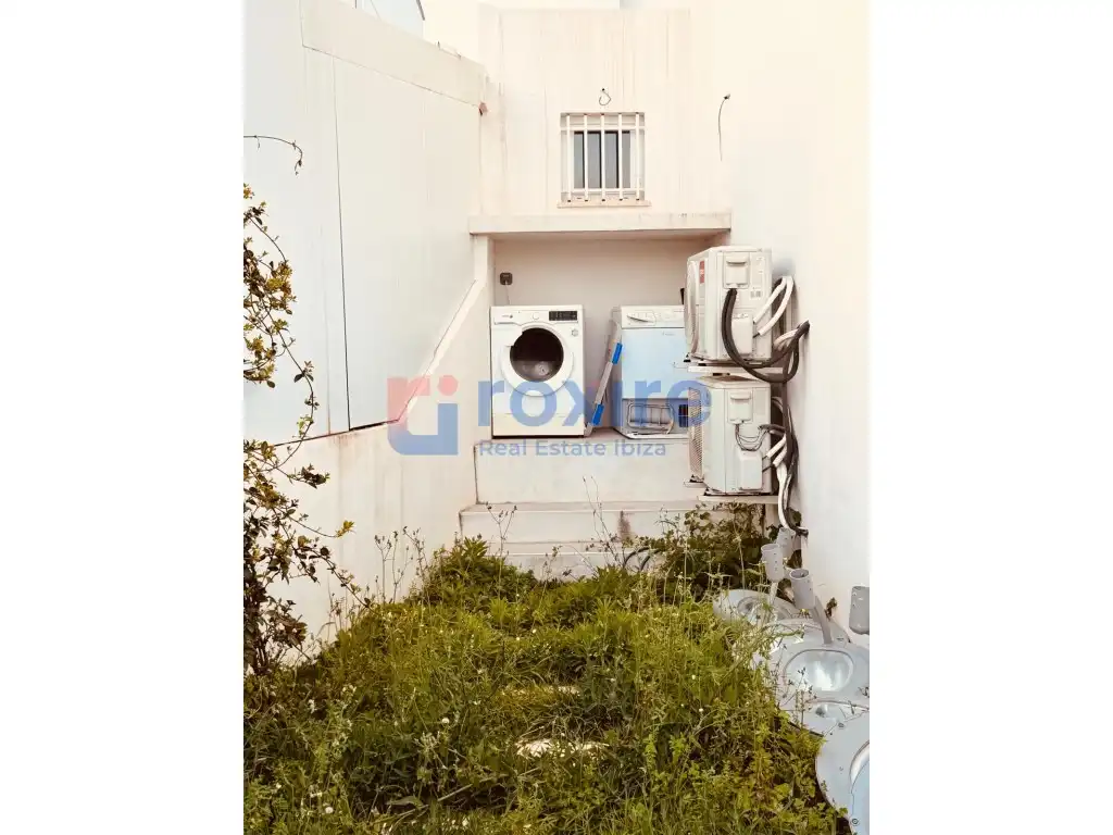 Jardí de Dúplex de lloguer en Sant Josep de sa Talaia amb Aire condicionat, Jardí privat i Terrassa
