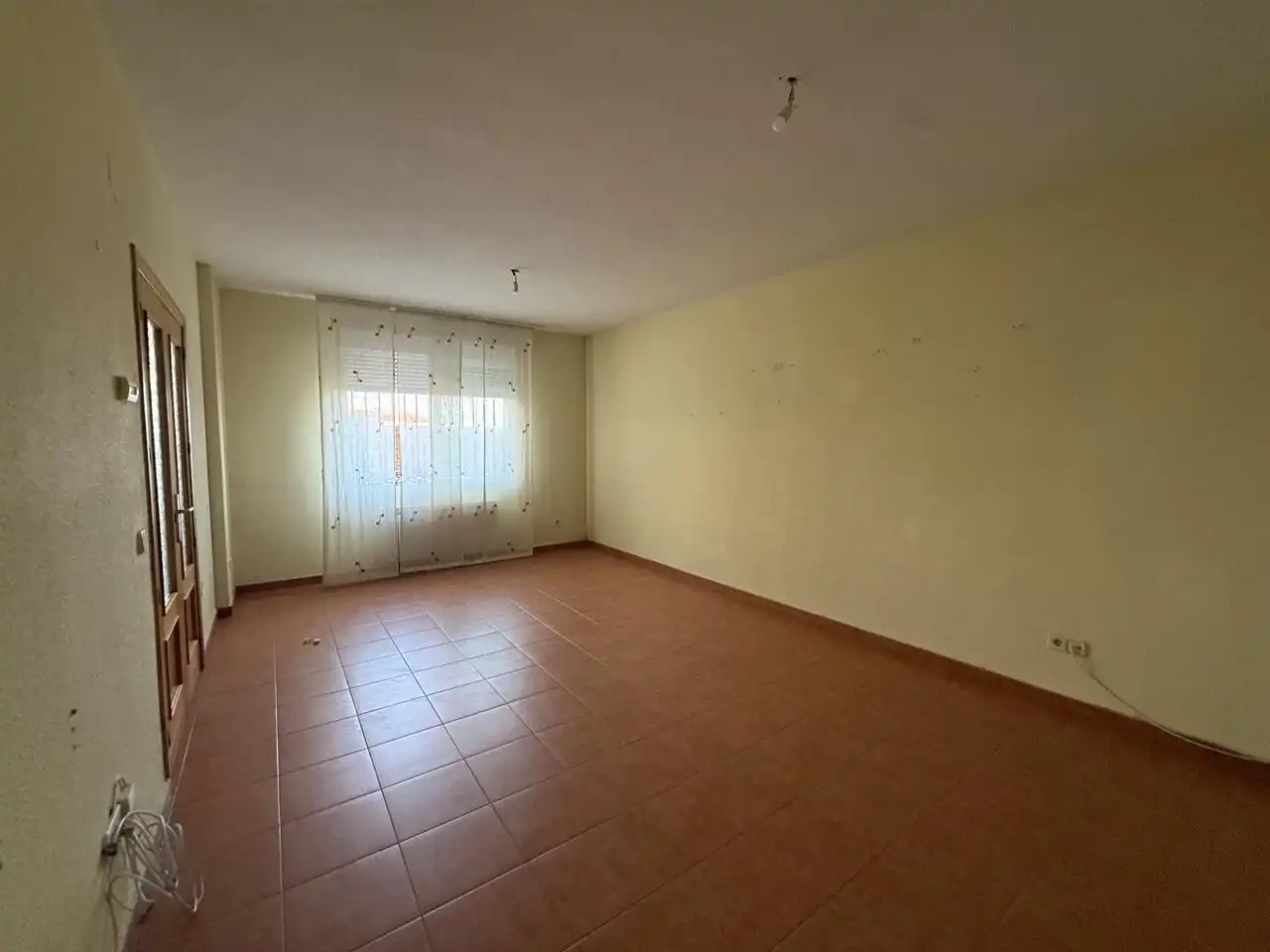 Casa adosada en venda a Cuesta, Camarena