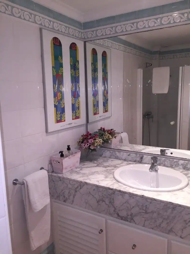 Bathroom of Apartments for rent in Peñíscola / Peníscola  with Terrace, Furnished and Community pool