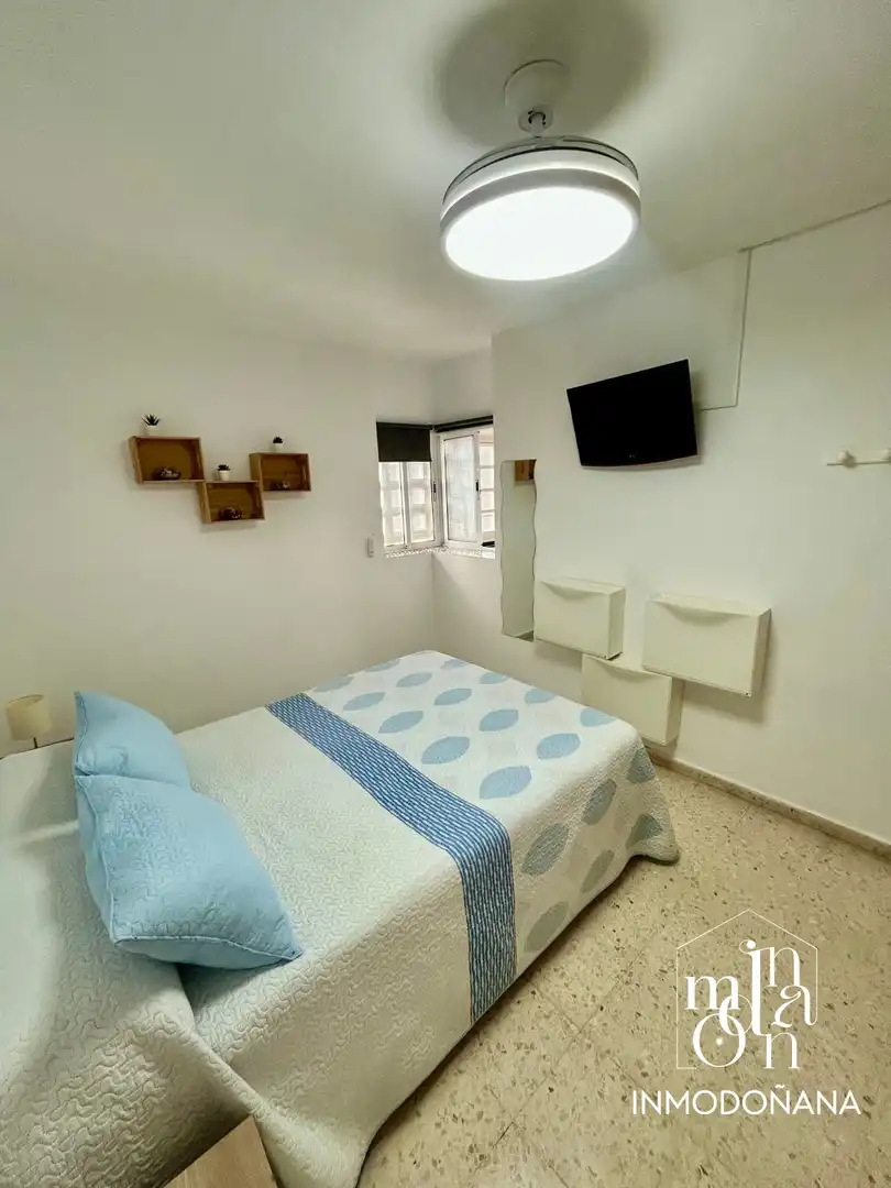 Dormitori de Pis en venda en Almonte amb Moblat i Piscina comunitària