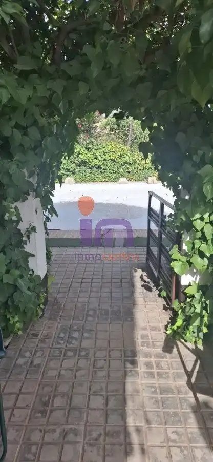 Piscina de Casa o xalet en venda en Valdepeñas amb Jardí privat i Piscina