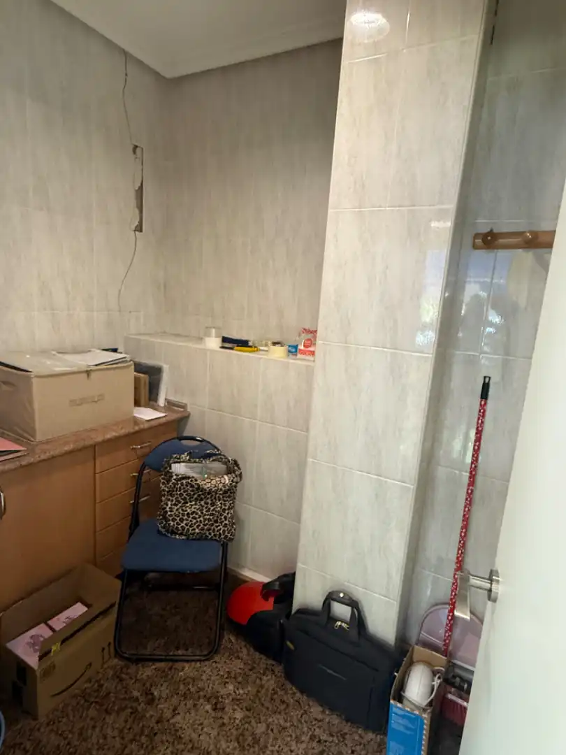 Bany de Local de lloguer en Torrejón de Ardoz amb Aire condicionat i Alarma
