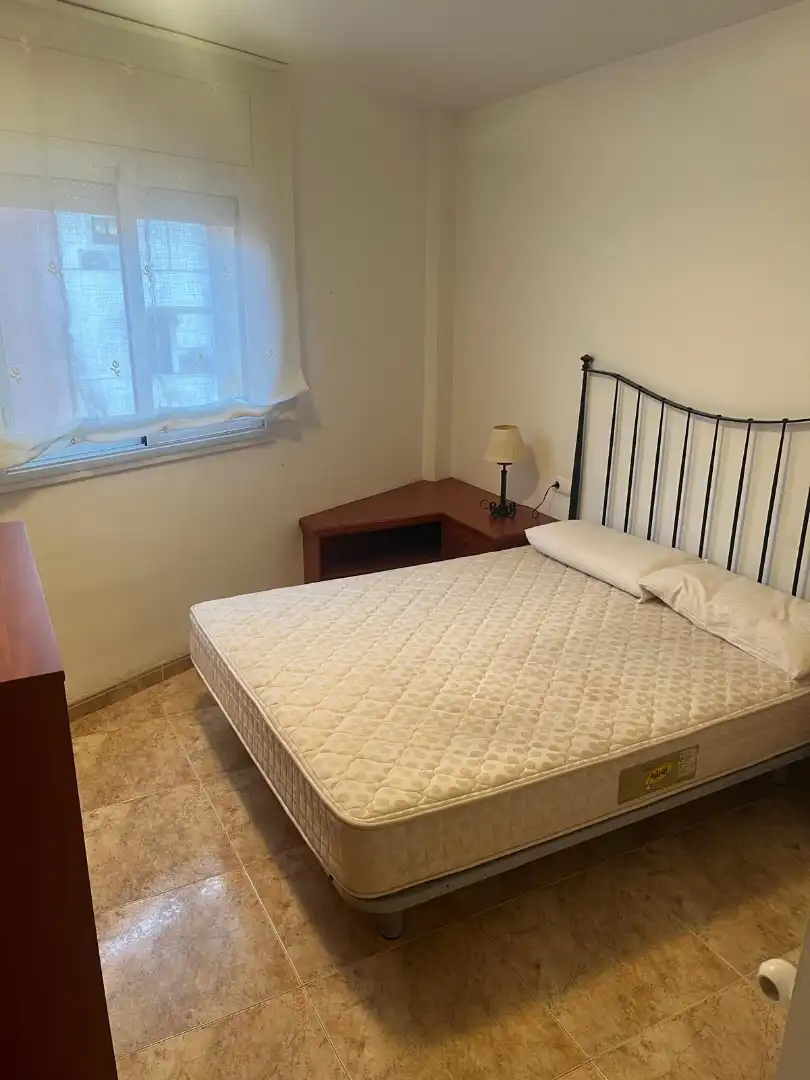 Dormitori de Pis en venda en Palamós amb Aire condicionat, Calefacció i Moblat