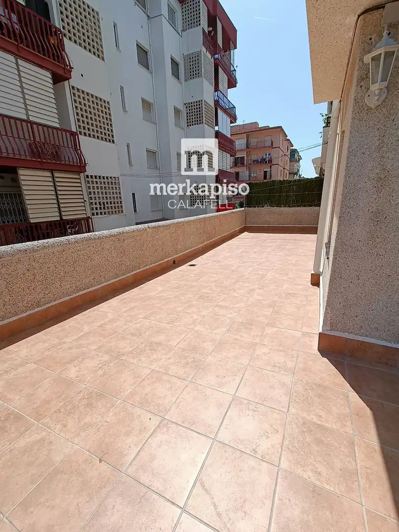 Terrasse von Wohnung zum Verkauf in Calafell mit Klimaanlage, Heizung und Privatgarten