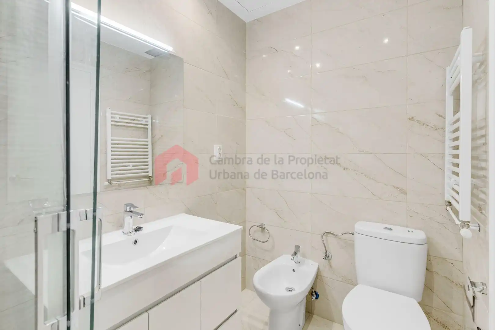 Baño de Piso en venta en Barcelona con Parquet