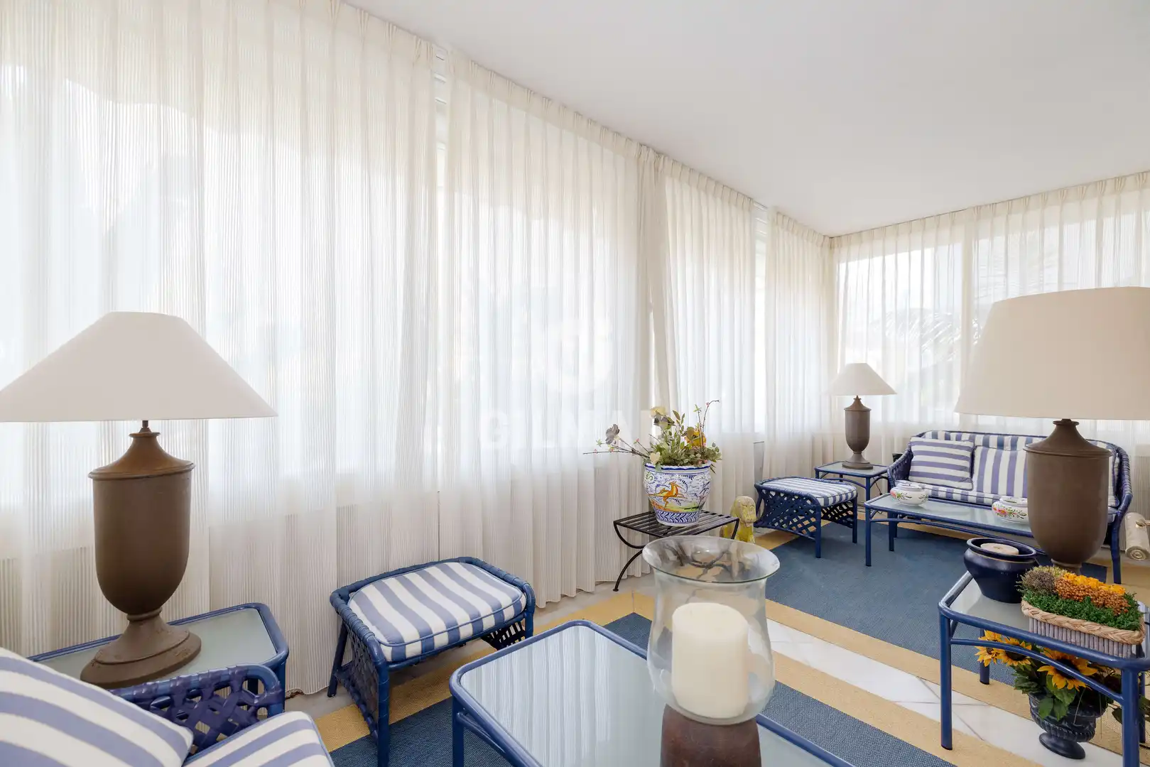 Sala de estar de Apartamento en venta en Marbella con Calefacción, Jardín privado y Trastero