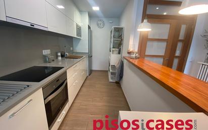 Kitchen of Flat for sale in Vic  with Air Conditioner and Balcony