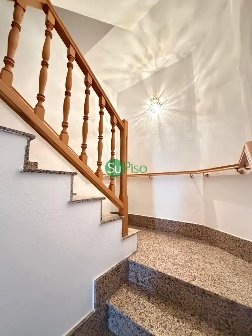 Detached house with garden for sale in Avenida Rufino Rubio 10, imagen 18
