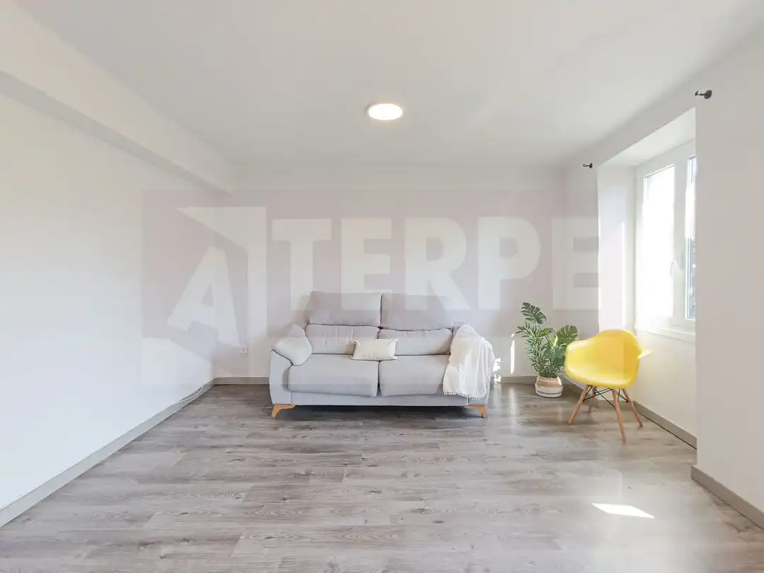 Sala de estar de Piso en venta en Errenteria con Balcón
