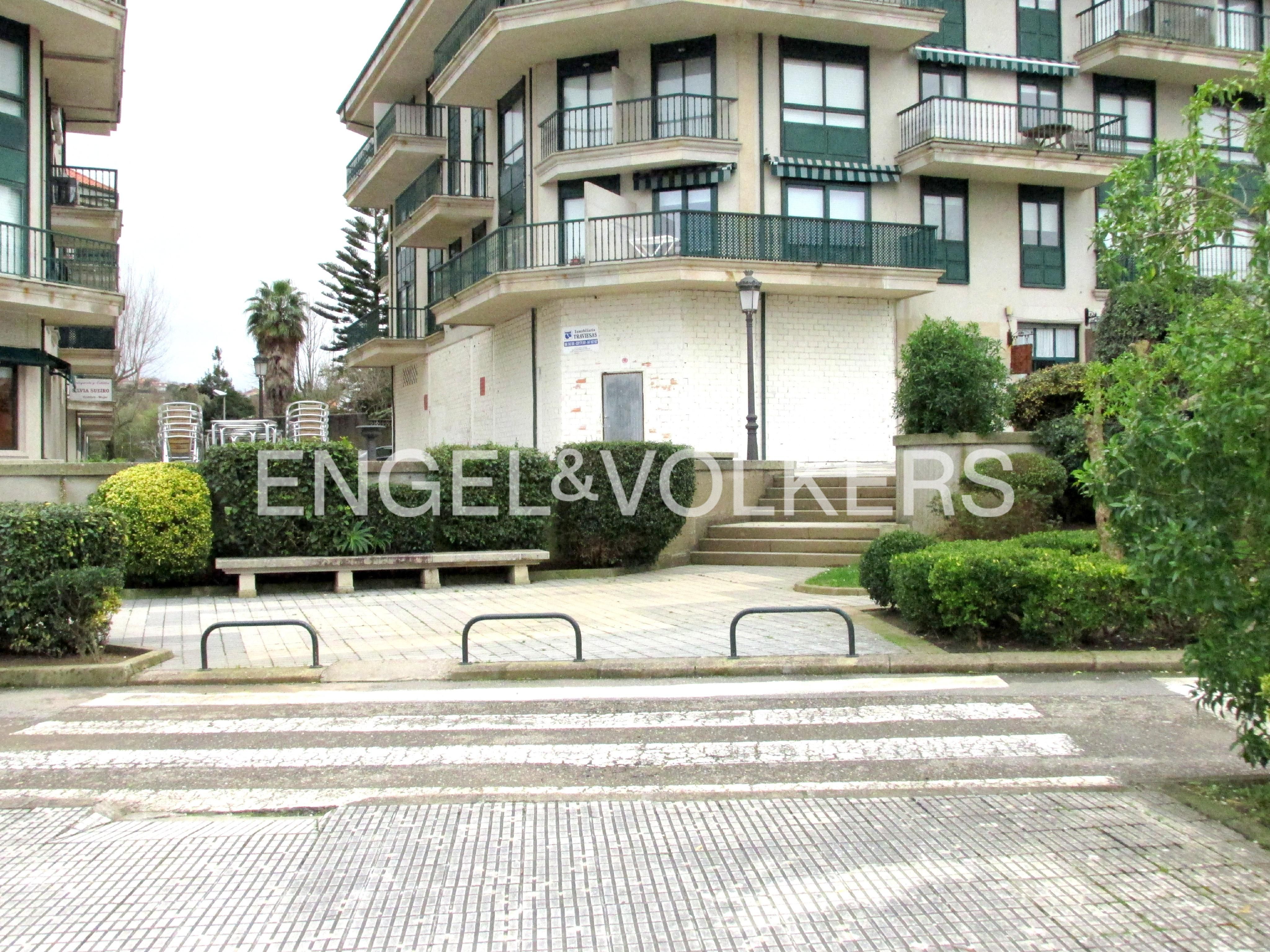 Außenansicht von Wohnung zum Verkauf in Nigrán mit Heizung