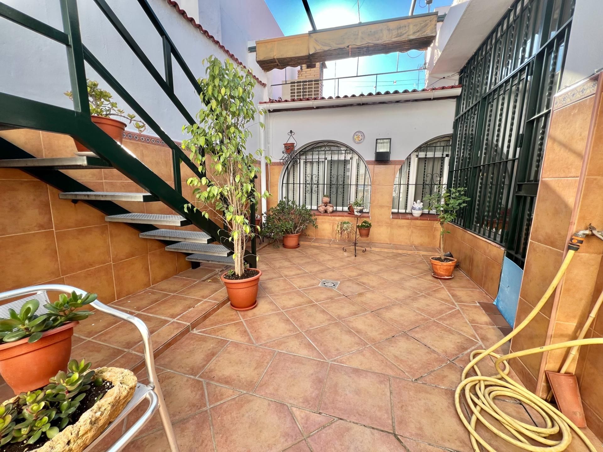 Terrace of House or chalet for sale in Alcalá de Guadaira